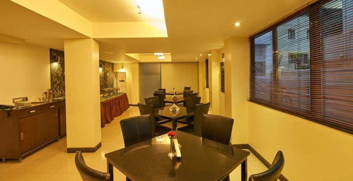 Centurion Inn Pune Exterior foto